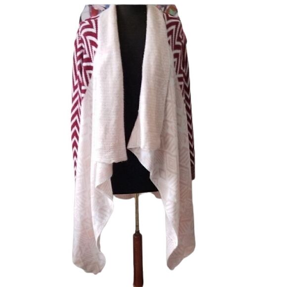 𝅺Red, Pink and White Cardigan Sweater - Picture 1 of 9